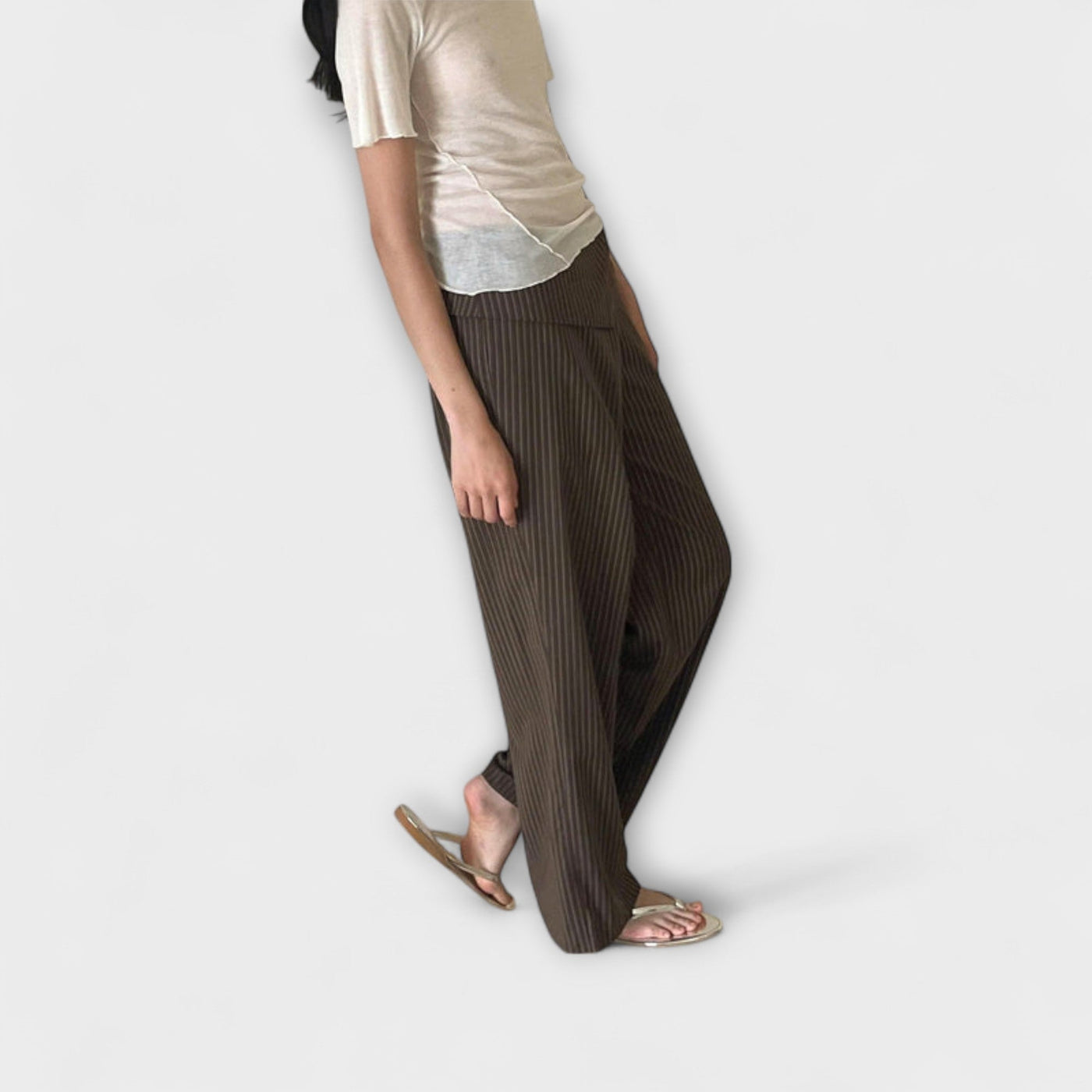 Julia – Pantalon Rayé Plissé
